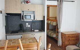 Charmant studio vu sur la montagne